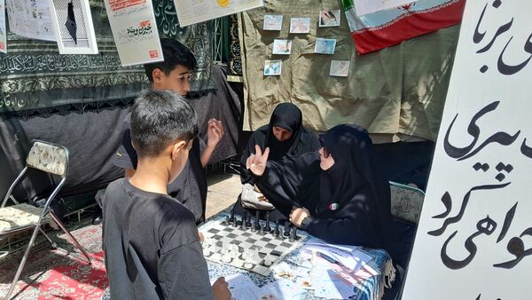 مواکب فرهنگی و پذیرایی در روز اربعین در امامزاده محروق و ابراهیم نیشابور 