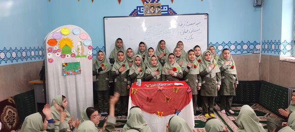 جشن مبعث در مدرسه شهید معظم شهرستان قدس