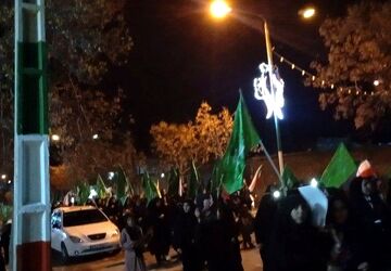 اجتماع شبانه مردم کوهنانی  برای بیعت با رهبر و پاسداری از آرمان‌های انقلاب