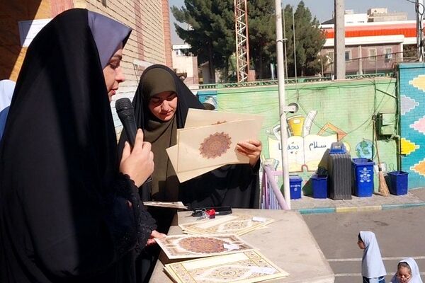 برگزاری نمایشگاه به مناسبت «هفته پدافند غیرعامل» در دبستان شهید مجید مجیدی ناحیه دو شهرری 