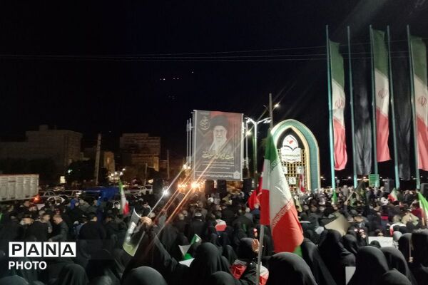 طنین بیعت در شب‌های پیشوا؛ میثاق امت با «رهبر شهید» در مهد قیام ۱۵ خرداد