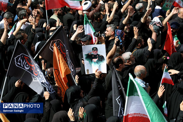 تشییع شهدای اقتدار در تهران - 2