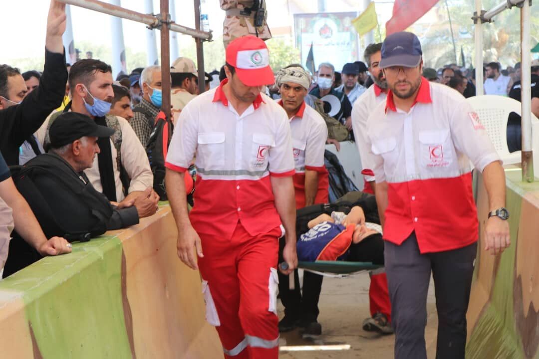 خدمت‌رسانی هلال احمر خوزستان به ۳۲ هزار زائر اربعین در مرز و مسیر