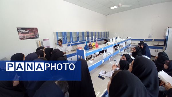 حضور دانش آموزان دبیرستان ۱۵خرداد در اردوی راهیان پیشرفت 