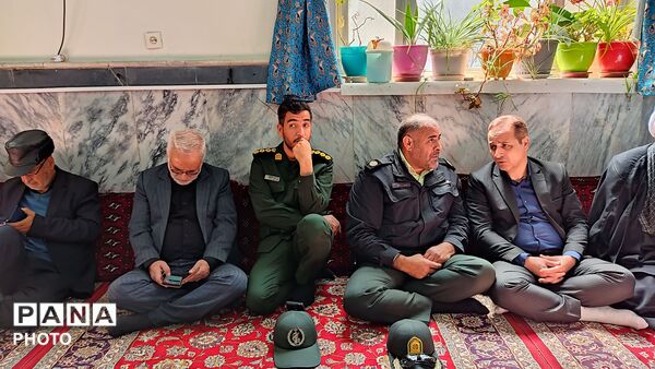 نشست صمیمی نماینده مردم نیشابور در  مجلس شورای اسلامی با مردم شهر بار