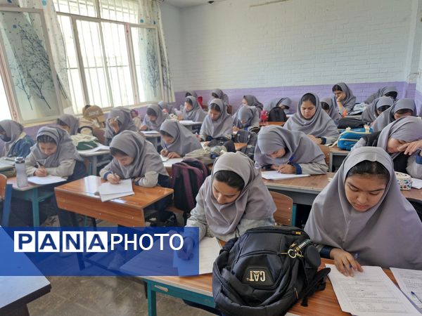 آزمون سنجش در دبیرستان افق