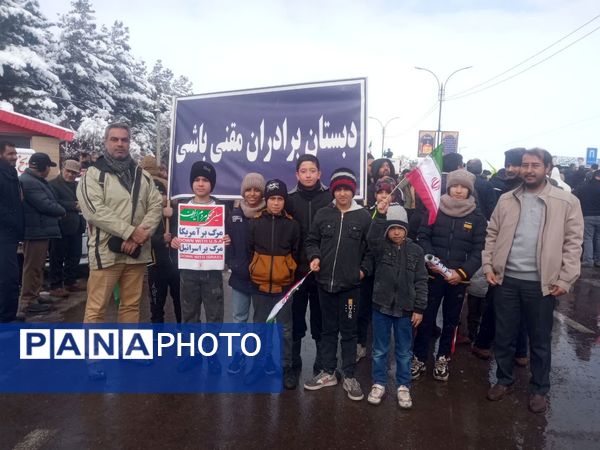 سرمای زمستان با حضور پرشور مردم تربت جام گرم شد