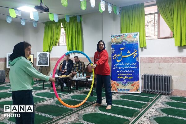 هر دانش‌آموز، یک مهارت؛ گامی در مسیر توانمندسازی دانش‌آموزان دبیرستان نشاط