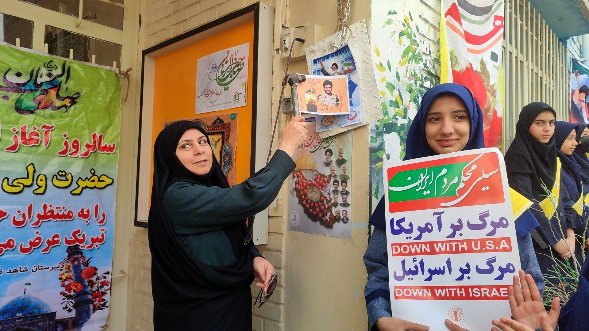 زنگ انقلاب در دبیرستان شاهد تکتم نواخته شد