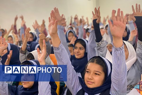 برپایی جشن روز دختر و هفته کرامت در کانون شهید آوینی فشافویه