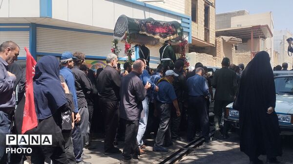 تشییع حماسی شهید صالحی در الیگودرز