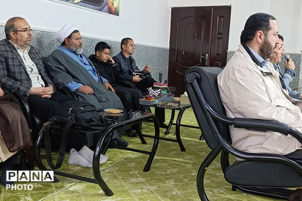 دیدار نماینده ولی فقه با کارکنان آموزش پرورش خراسان شمالی به مناسبت هفته معلم 