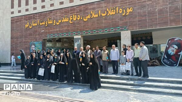 تقدیر از خبرنگاران نوجوان فعال حوزه ایثار و شهادت در قم