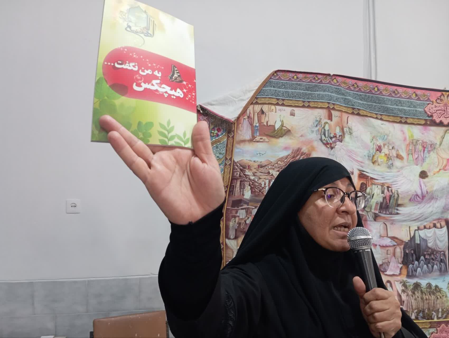 برگزاری صبحگاه مهدویت در مدرسه پیروزی