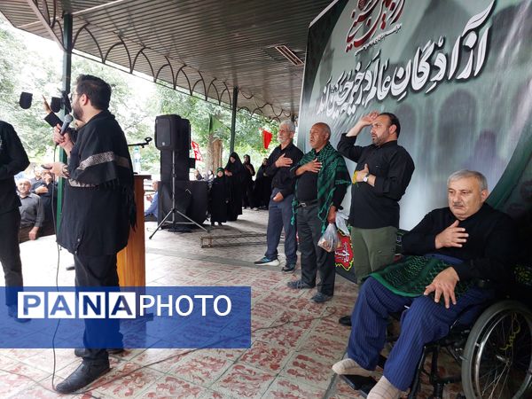 عشق‌به امام حسین همواره در دلهاست