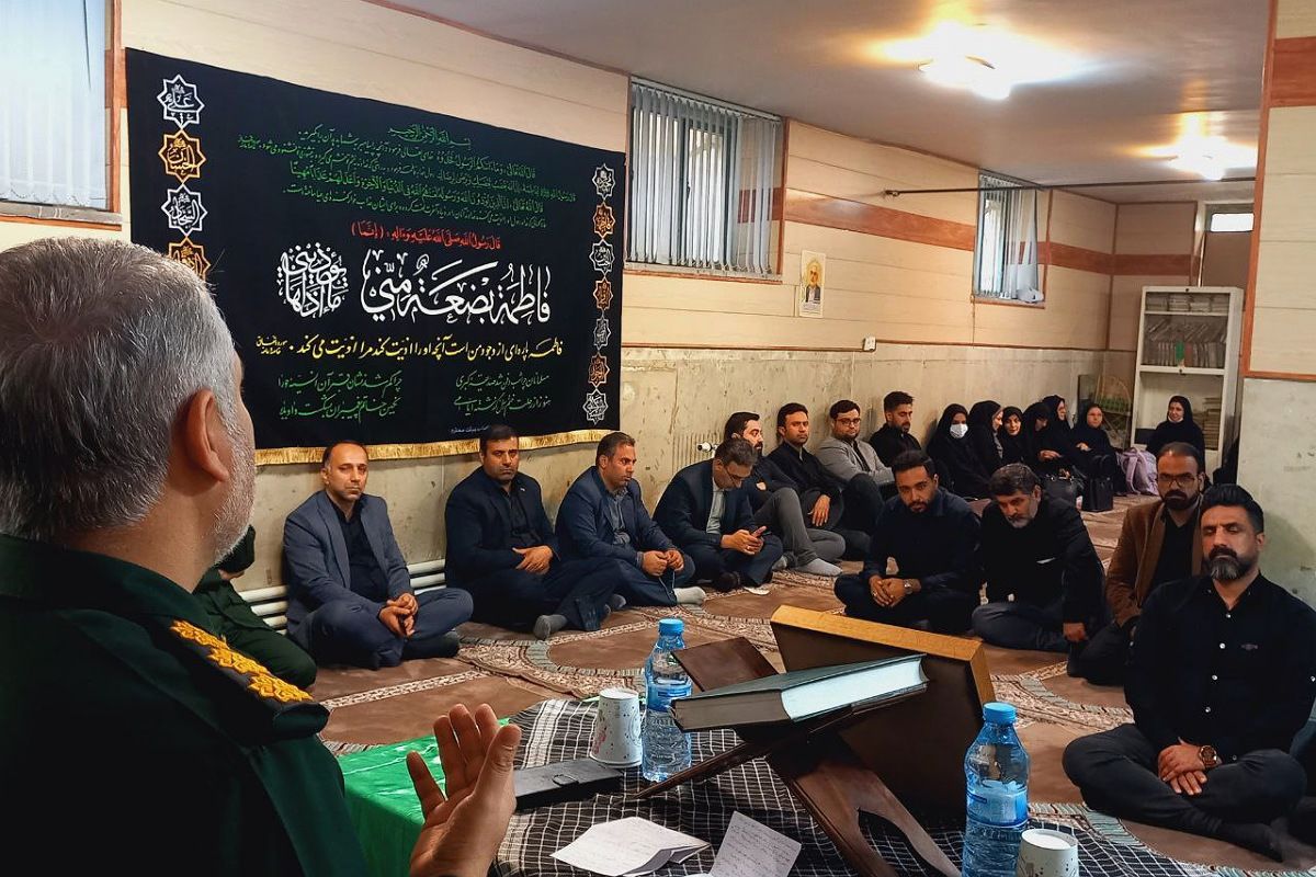  سوگواره فاطمی و گرامیداشت هفته بسیج در ورامین