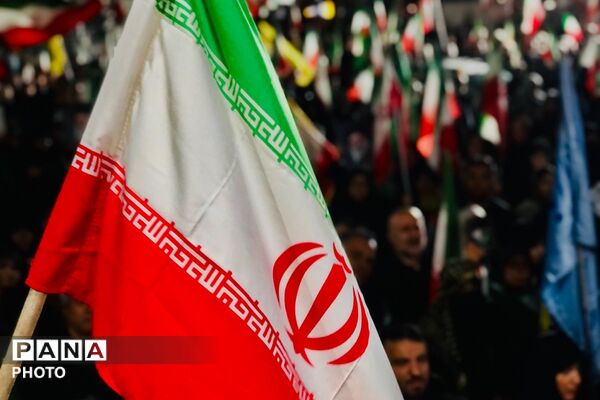 یادبود شهدا و تجدید پیمان مردمی