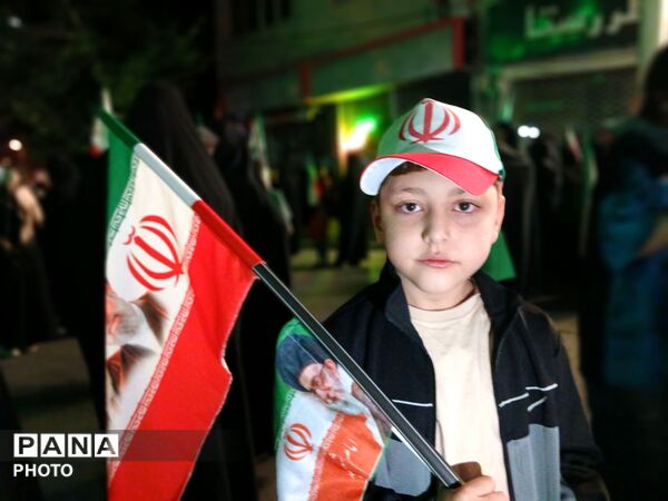تویسرکان یک‌صدا برای ایران