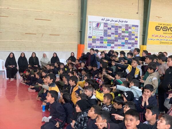 برگزاری مراسم روز پدر در مدارس خلیل‌آباد 