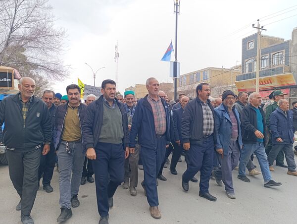 راهپیمایی ۲۲ بهمن در مشهدمرغاب