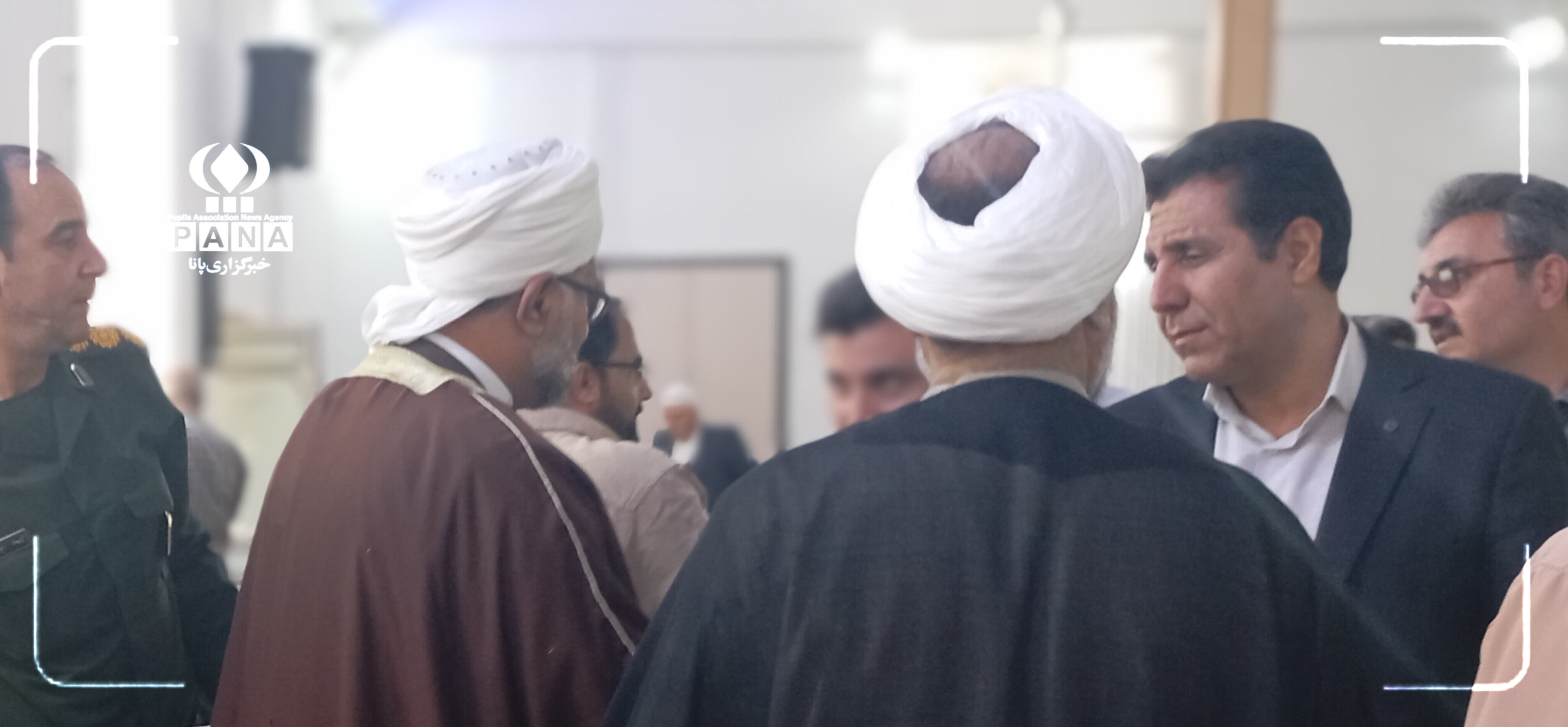 اندوه عمیق مردم دهگلان در سوگ فرماندهان و دانشمندان شهید