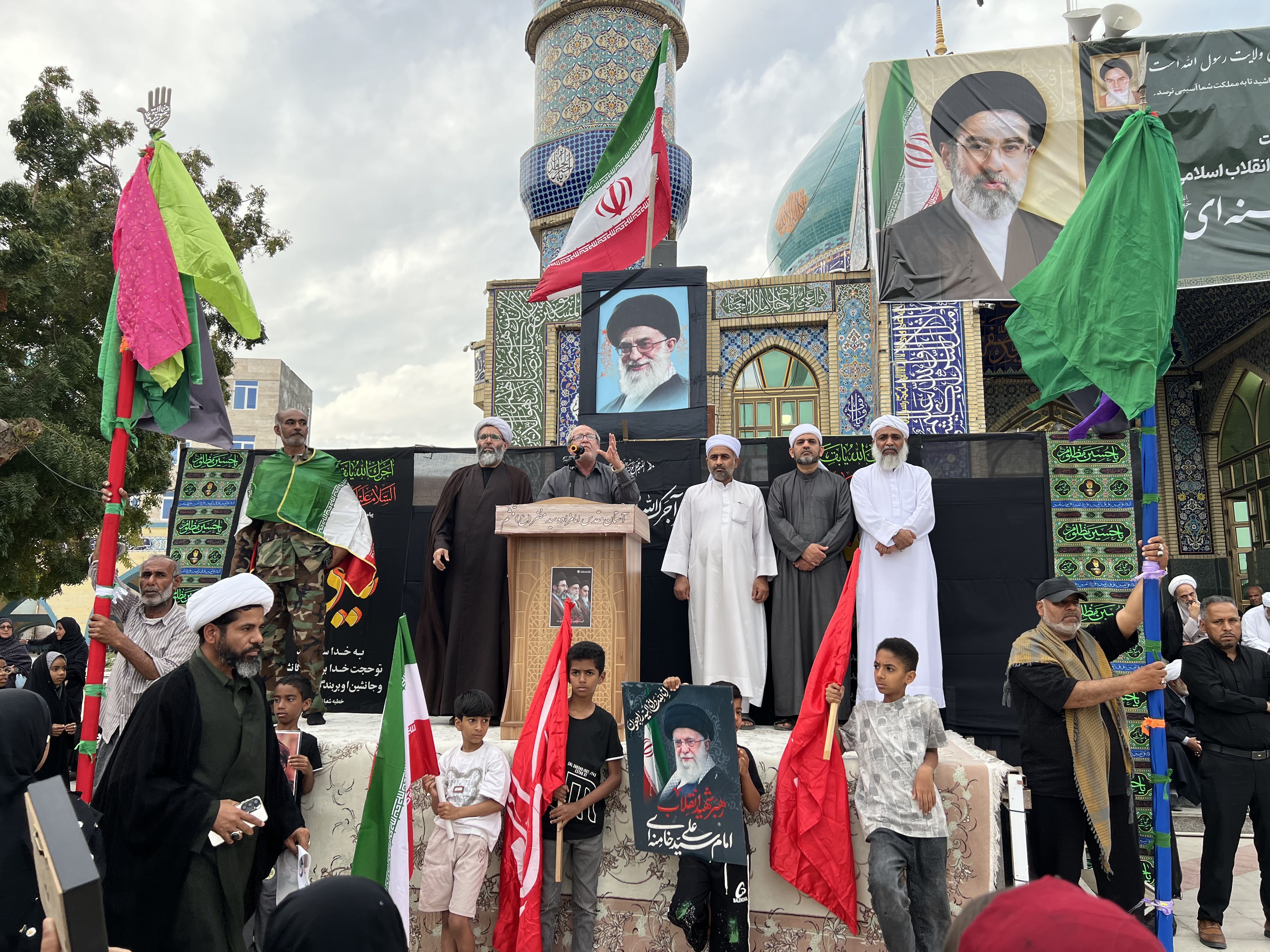 بیعت مردم جزیره قشم با آیت‌الله سید مجتبی حسینی خامنه‌ای 