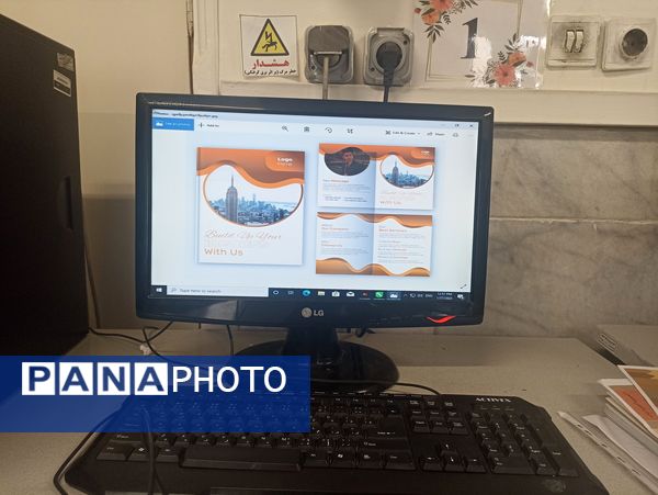 بازدید دانش‌آموزان دبیرستان شاهد شهید حمامی ناحیه۶ از رشته‌ها و فضای هنرستان