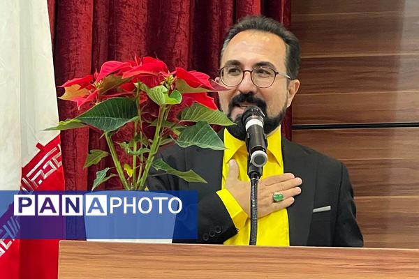 همایش بزرگ تجلیل از معلمان برتر و سرآمد در رودهن 