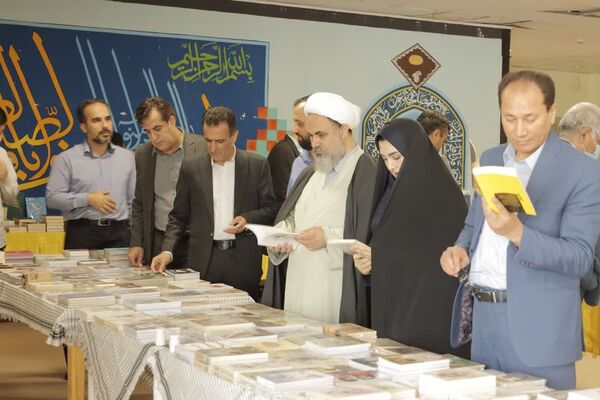 نمایشگاه «کتاب طلوع» در سرای دانشجویی پردیس آیت الله خامنه‌ای گرگان