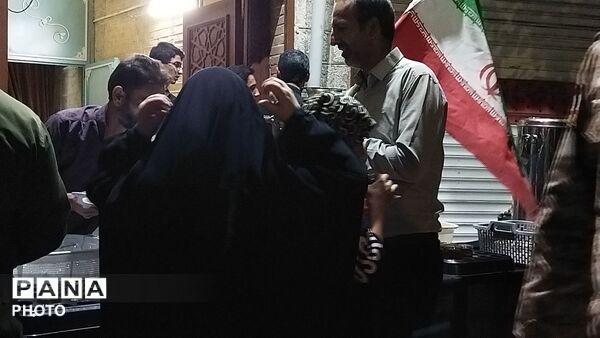 چایخانه حوزه علمیه گلشن در شب صد و شصت و دوم 