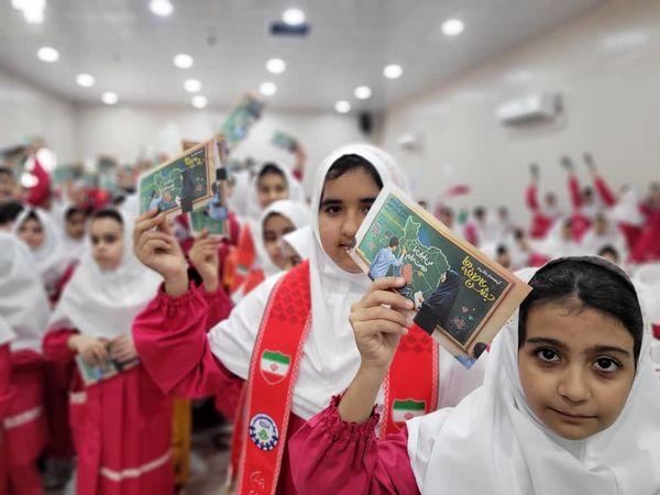 آیین نمادین «جشن عاطفه‌‌ها» در ناحیه یک بندرعباس 