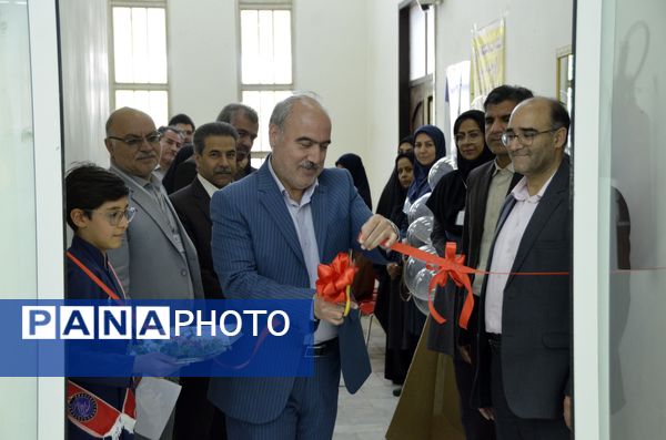 افتتاح نمایشگاه پژوهش های دانش آموزی در چارچوب جشنواره جابر بن حیان 