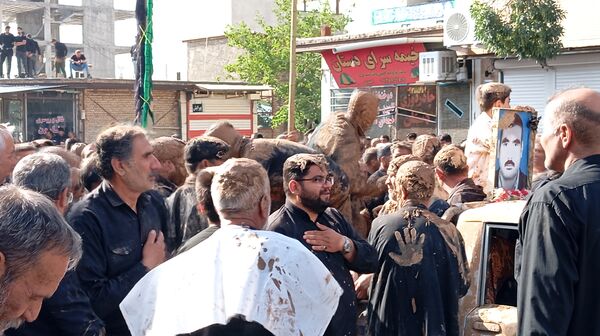 زنان و مردان بن در آیین گل‌زنی؛ هم‌نوا با کاروان کربلا