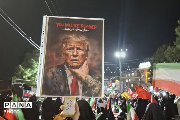شهرک امیریه؛ صحنه همدلی و روایت مقاومت با برگزاری تجمع میدانی و تئاتر «پناه»