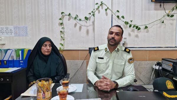 گرامیداشت روز نیروی انتظامی در دبیرستان بهار آزادی قائمشهر