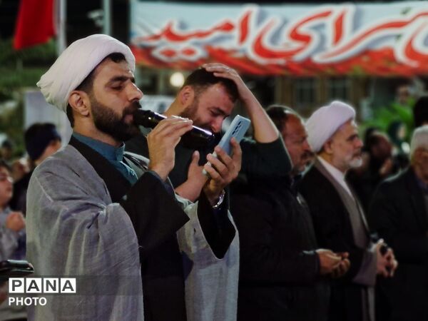 خروش بانگ یا مهدی(عج) در گلوگاه