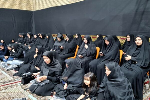 فرهنگیان آموزش و پرورش ناحیه سه در سوگ امام هشتم