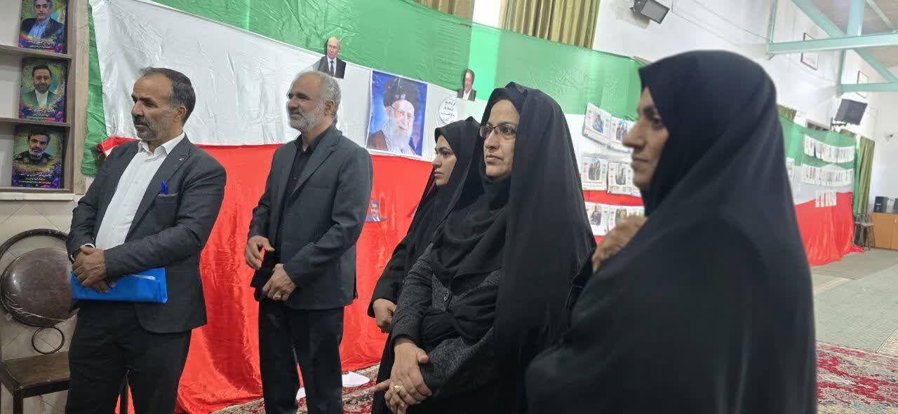  بازدید سرگروه پرورشی استان یزد در مدارس شهرستان بافق