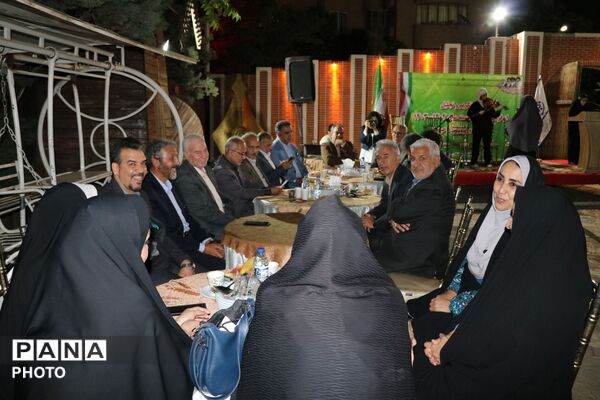آیین تکریم و تجلیل از فرهیختگان بازنشسته