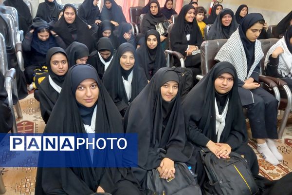 اولین گردهمایی گروه دختران حاج قاسم در شهرستان قرچک 