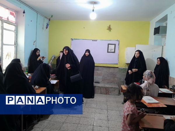 بازدید از فعالیت‌های مرکز یادگیری دولتی نرجس ناحیه یک مشهد
