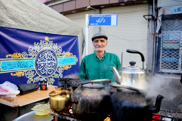 برپایی ایستگاه صلواتی موکب علی‌بن‌موسی‌الرضا(ع) استان گلستان