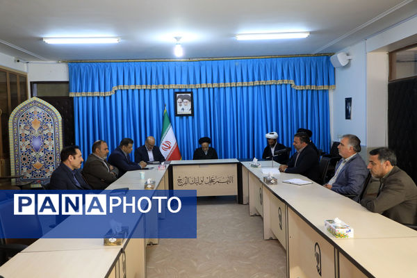 دیدار مدیران آموزش‌ و‌ پرورش خراسان‌جنوبی با نماینده ولی‌فقیه در استان 