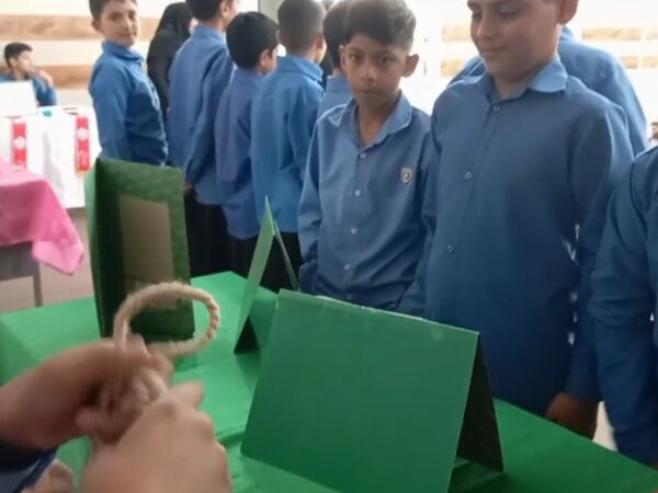 کارگاه معرفی سازمان دانش‌آموزی حاجی‌آباد
