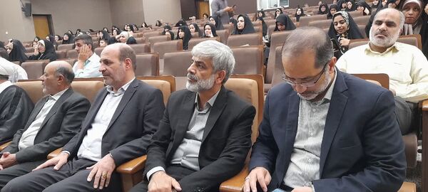 همایش تجلیل از مدرسه یاران استان قم