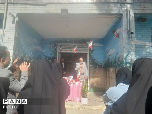 تقدیر از برگزیدگان استانی ششمین جشنواره پژوهش‌سراهای خراسان رضوی در باخرز