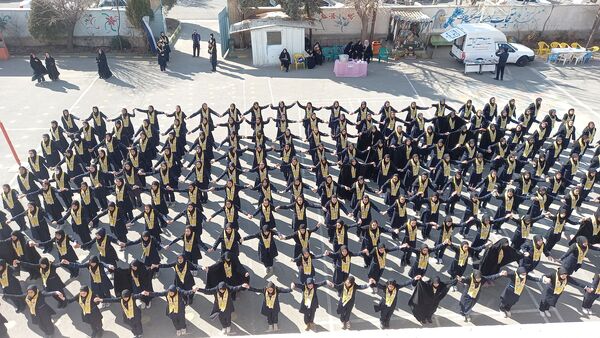 همایش بزرگ یاوران انقلاب در آموزشگاه دخترانه جنت ملارد 