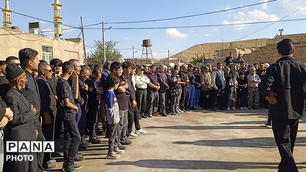 تشییع و تدفین شهید مصطفی حسینی در روستای سید آباد 