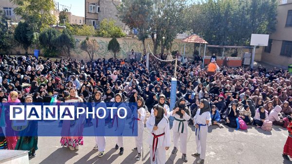برگزاری جشن هفته تربیت‌بدنی در مدرسه ام‌ابیها 