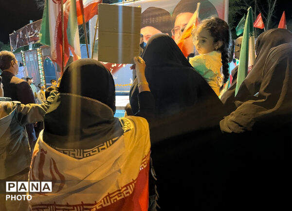برگزاری مراسم بزرگداشت قائد امت در خاتم